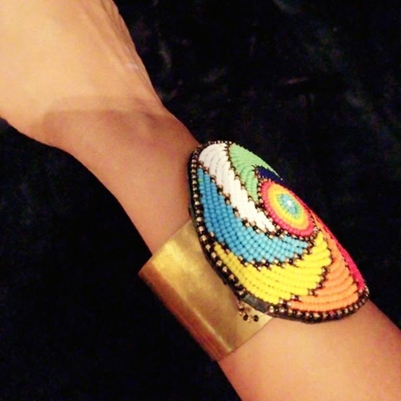 Beaded cuff - Picture 4 of 4
